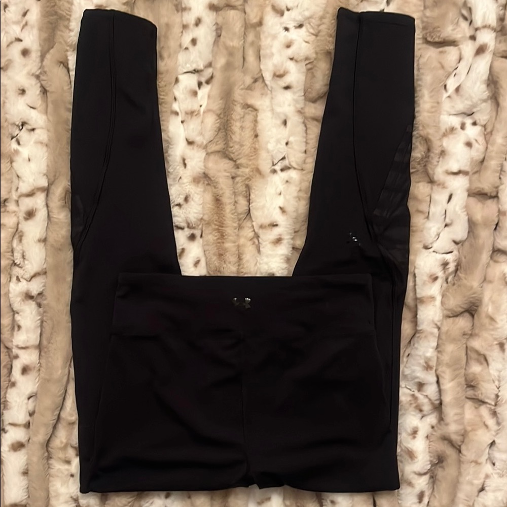 Under Armor Pocketed Black Leggings
